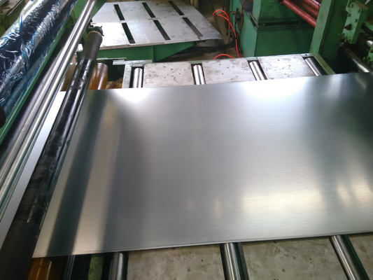 JIS ASTM AISI Q195 Q215 Q235 ماده ورق فولاد گالوانیزه 0.5mm 1mm 2mm ضخامت